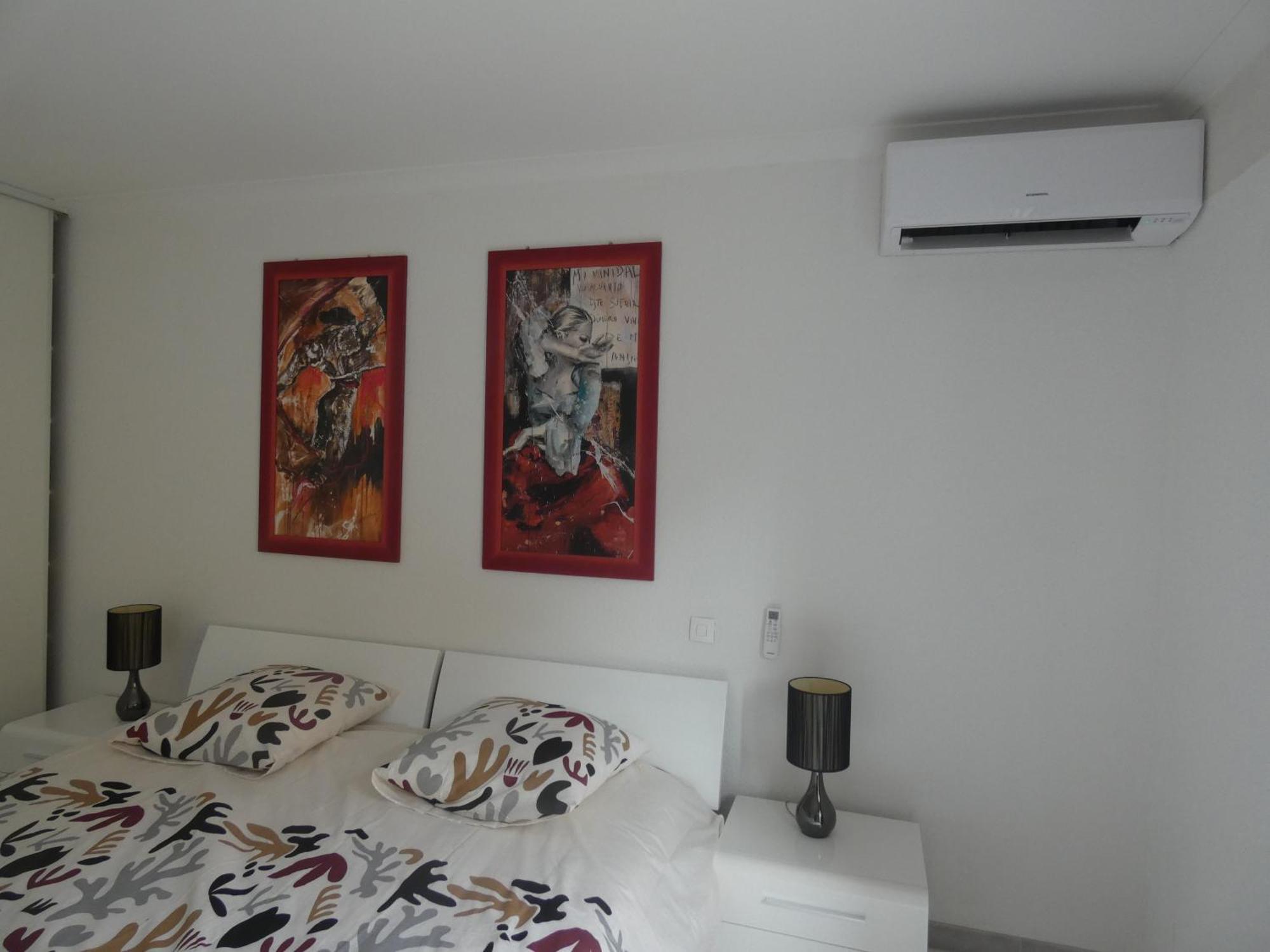 Maison 4 A 6 Pers Quartier Calme Tout Confort 艾格-莫尔特 外观 照片